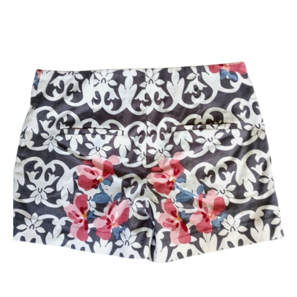 LOFT Floral Patterned Shorts in Blue/White/Pink Size 12 -- SO PRETTY - Picture 7 of 9